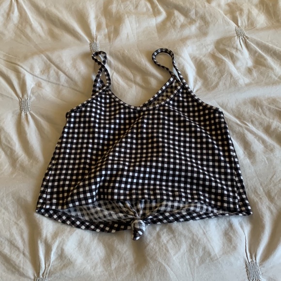 Black and White Checkered Tank Top - Picture 2 of 3